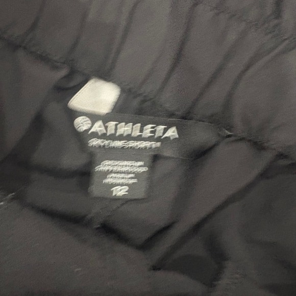 Athleta Skyline II Shorts Black Paperbag Waist Tie Belt Womens 12 High Rise - Picture 7 of 7